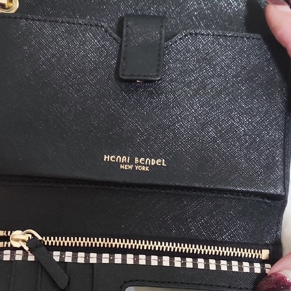 Henri Bendel Clutch Bag - Picture 4 of 9